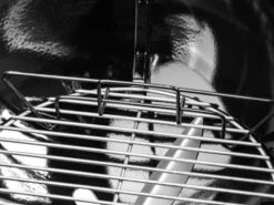 Weber Original Kettle E-5710 Barbecue Au Charbon De Bois -Obelink weber original kettle e 5710 5 ecommerce a3ce